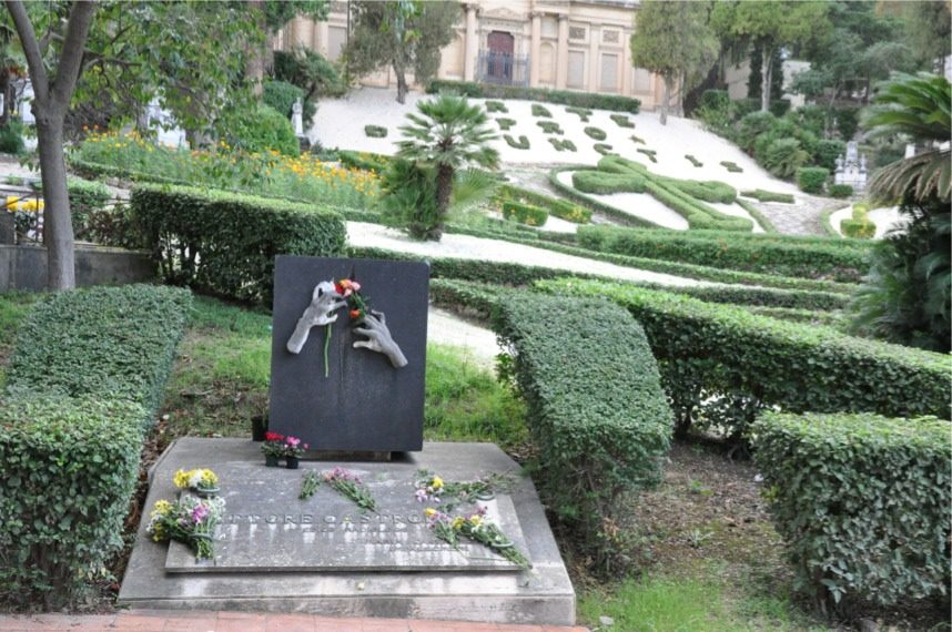 4-Ettore Castronovo's Tomb.JPG